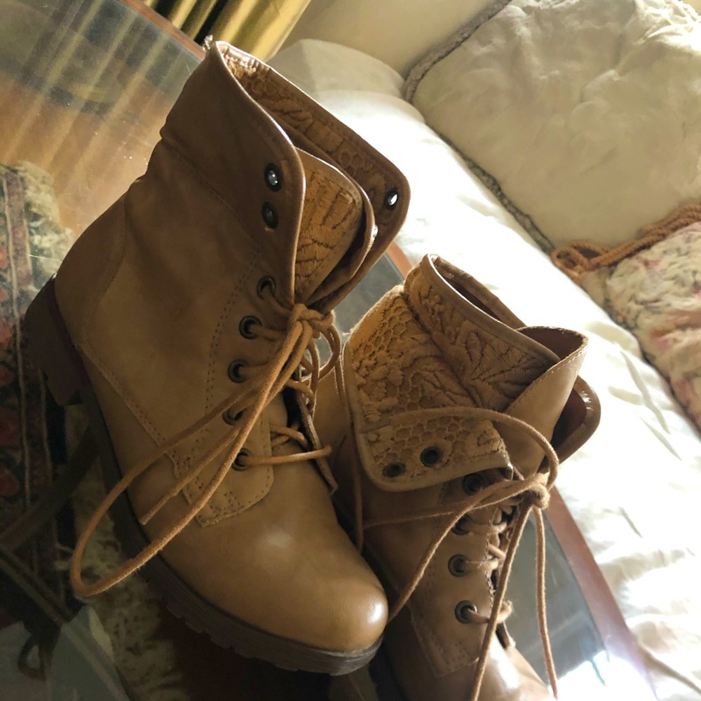 Rock Candy tan combat boots